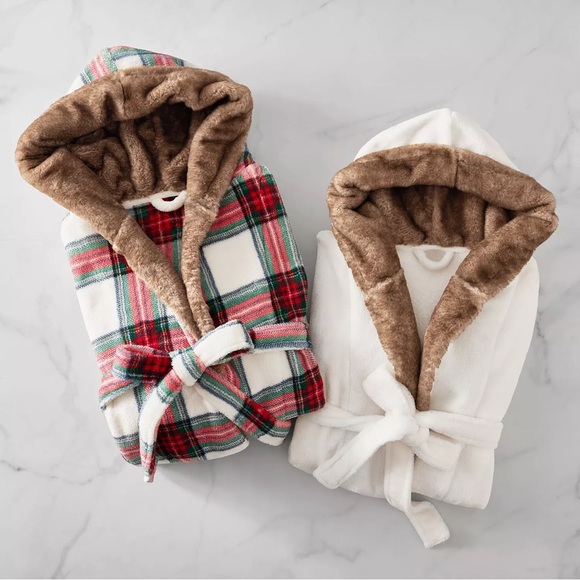 NWT Member's Mark Adult Plush Robe Size S/M - Picture 6 of 9